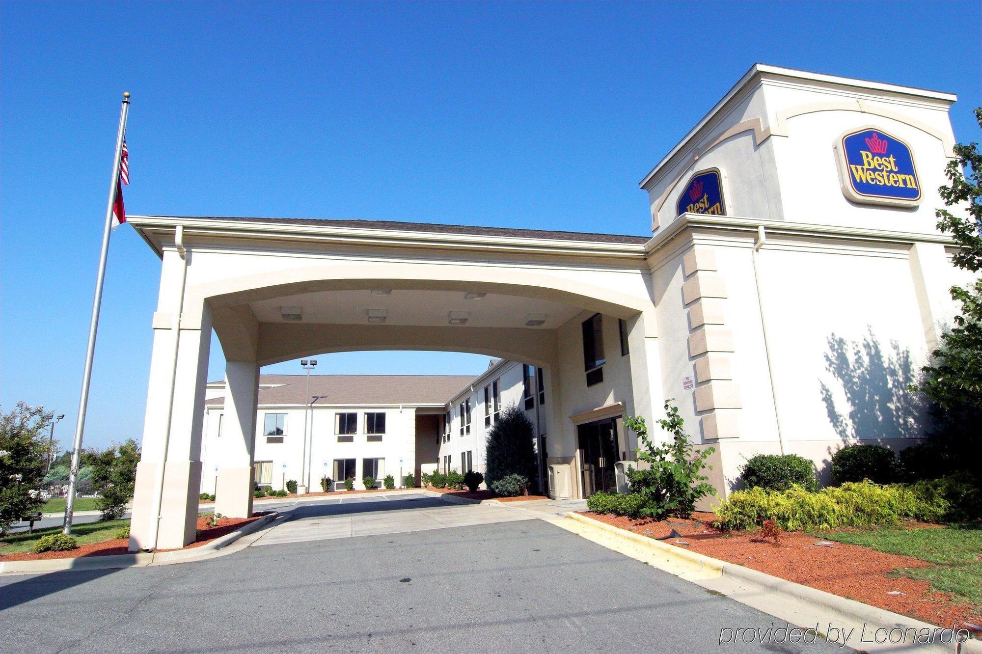 Haw River Days Inn By Wyndham Burlington East מראה חיצוני תמונה