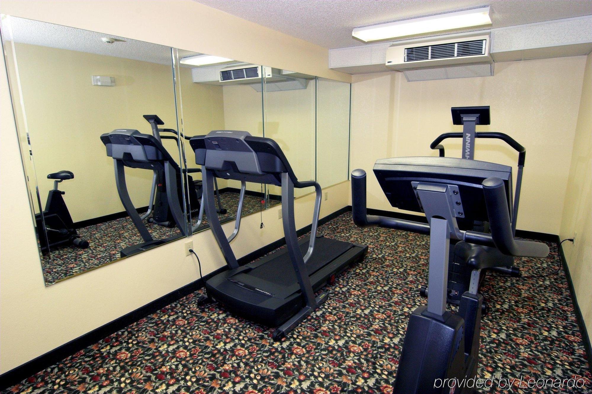 Haw River Days Inn By Wyndham Burlington East מתקנים תמונה